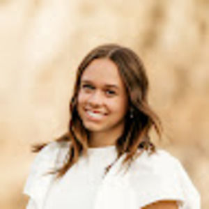 Meet your Posher, Eliza